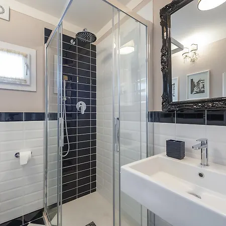 Apartment Santaelisabettafirenze1 *